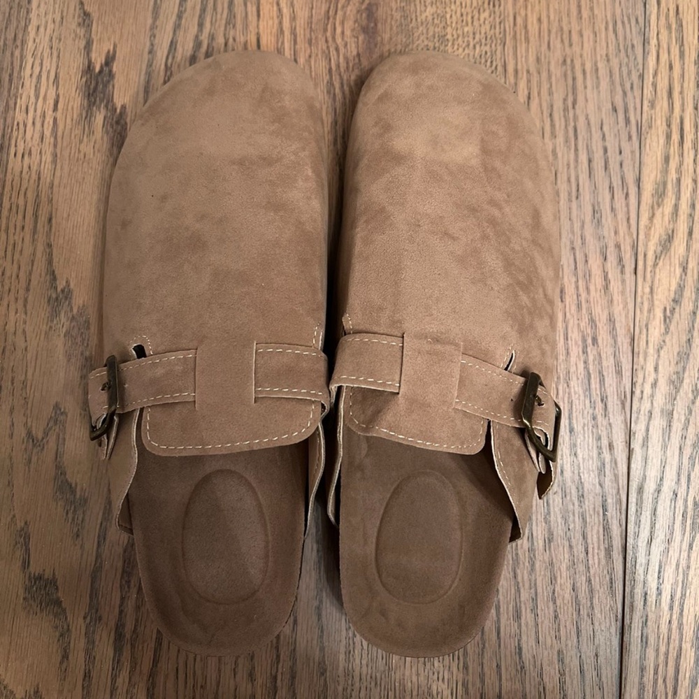 Clogs